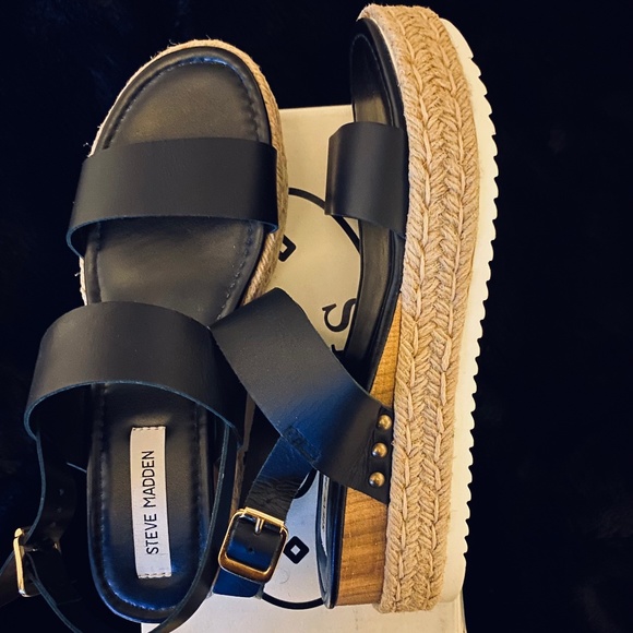 Steve Madden Shoes - Steven Madden Platform Sandals